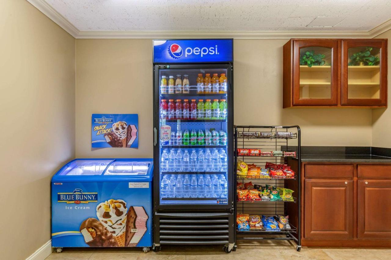 Comfort Inn Rockland - Boston Екстериор снимка